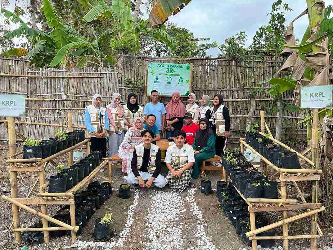 Hadirkan Pojok Edukasi 3R: Mahasiswa KKN UAD Ajak Warga Peduli Lingkungan