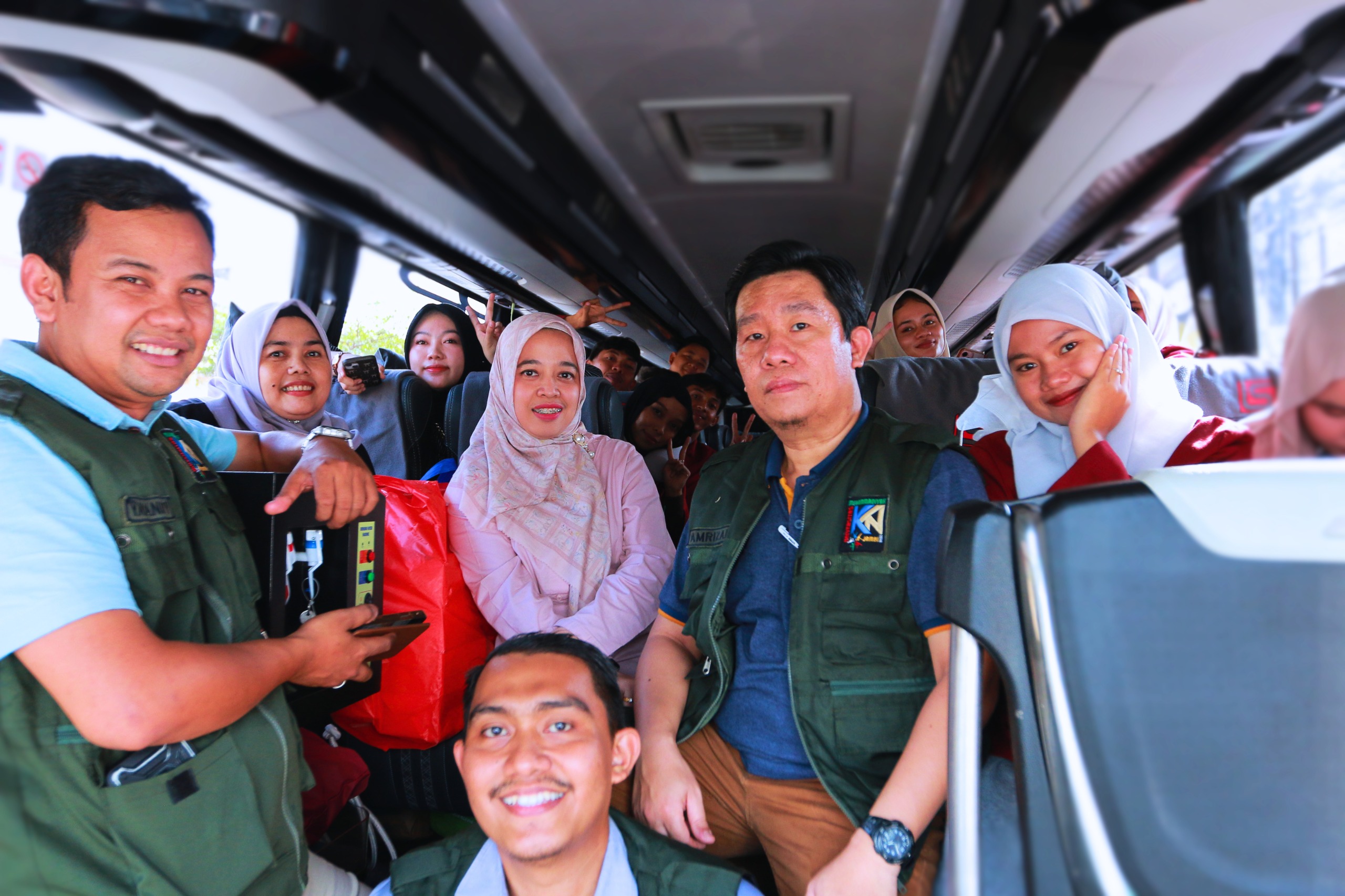 Goes to Malang! UM Jambi Berangkatkan 25 Mahasiswa ke KKNMAS Nasional 2026