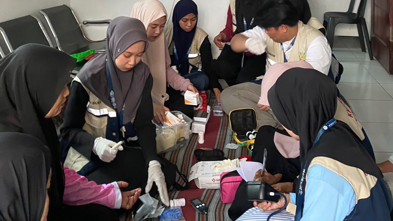 Lewat KKN-MAs 2026, Mahasiswi UMKU Edukasi Diabetes dan Gelar Cek Kesehatan Gratis untuk Lansia