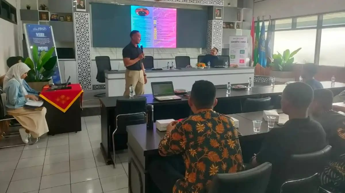 UMM Hadirkan Performance Coach Timnas Indonesia, Ajak Mahasiswa PKO Bangun Karier Sejak Kuliah