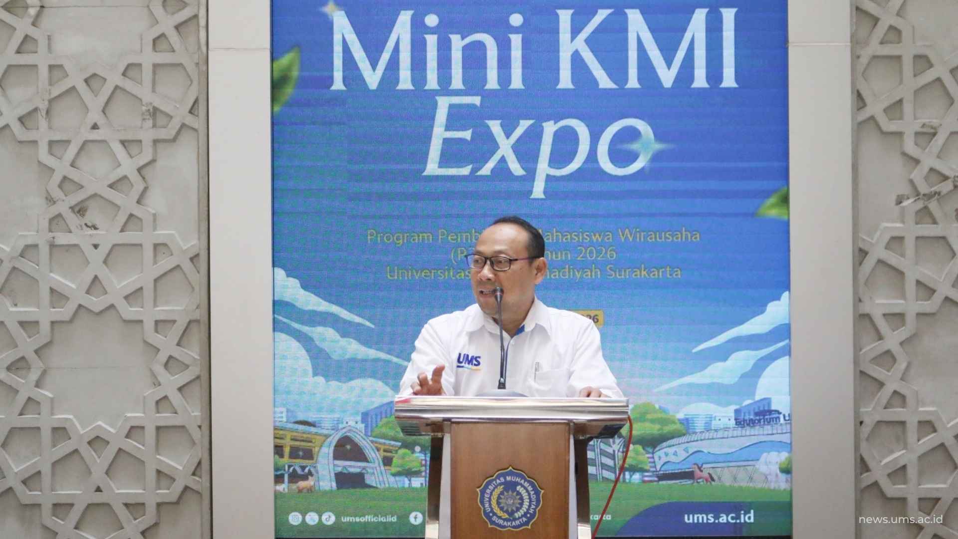 Sambutan oleh Wakil Rektor I UMS, Prof. Ihwan Susila, S.E., M.Si., Ph.D.