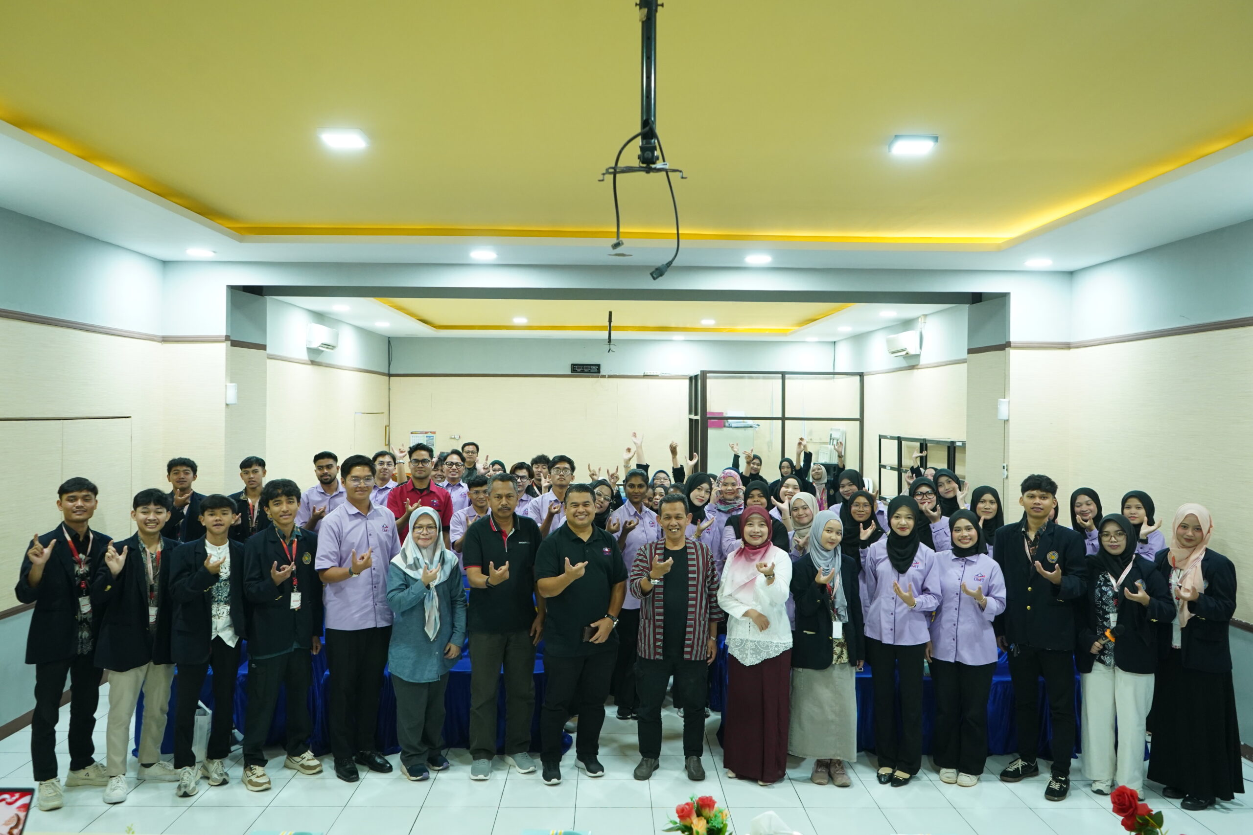 UMTAS Perkuat Jejaring Akademik dan Pertukaran Budaya melalui Visiting Professor Bersama University Malaysia Terengganu